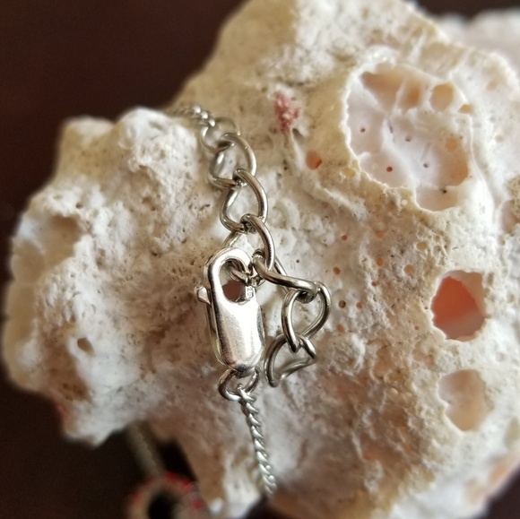 Silver chained anklet with red pendant - Picture 4 of 5